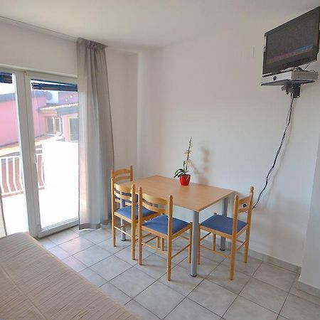 Apartments Tenerifa Novigrad  Luaran gambar